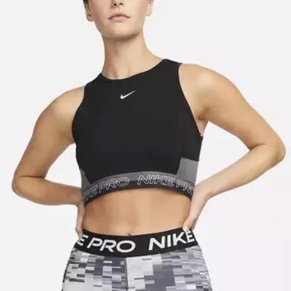 NIKE PRO Dri-Fit Training Top. - Picture 4 of 13